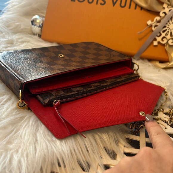 LOUIS VUITTON Felicie in Damier Ebene with box, dust bag, zip pouch, card holder - Picture 6 of 17